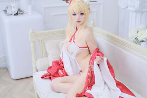 咬一口兔娘 NO.009 光荣凉夜春雪新年